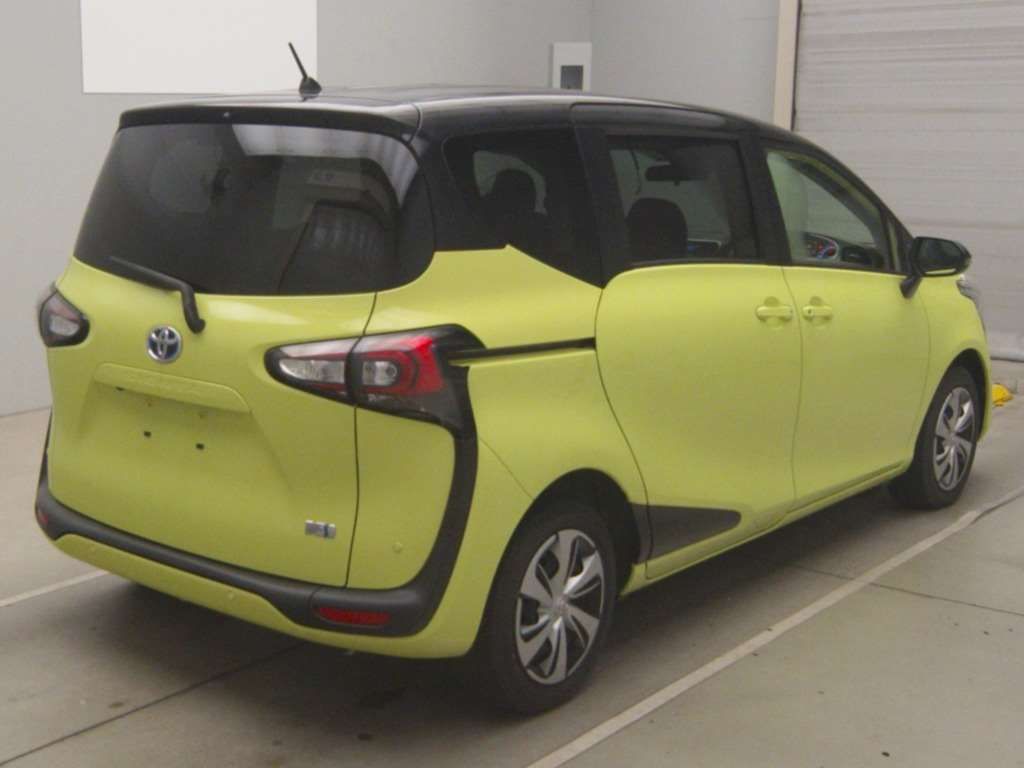 2021 Toyota Sienta Hybrid G ​​Cuero auction photo 2