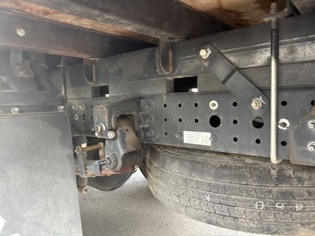 2015 Mitsubishi Fuso Canter Flat self-propelled crane auction photo 14