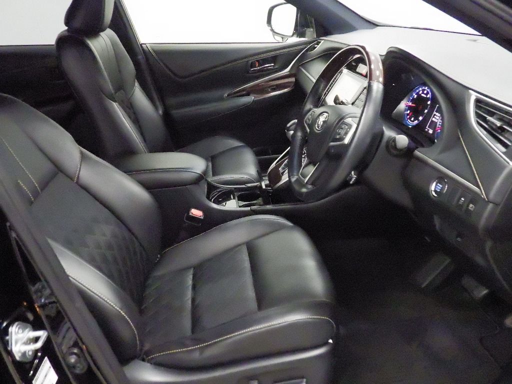 2014 Toyota Harrier premium auction photo 6