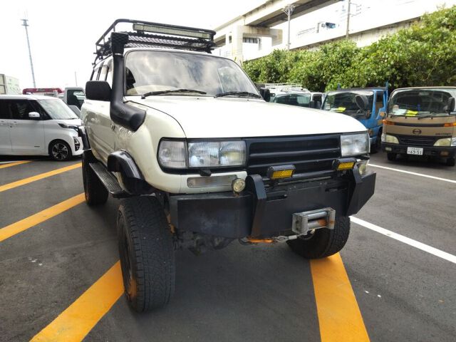 Japan Auction Vehicles 8 1993 Toyota Land Cruiser 80 4WD auction photo