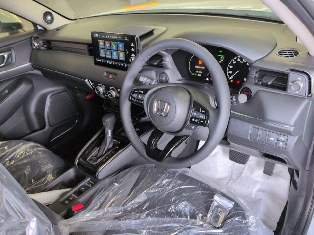 2026 Honda Vezel HV E:HEV Z auction photo 3
