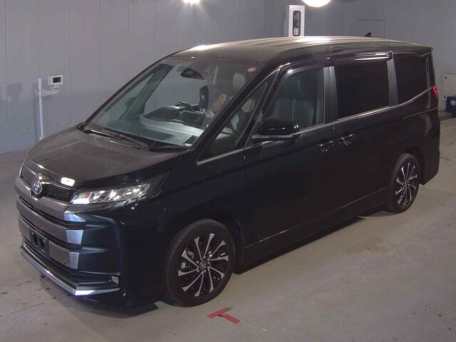 2023 Toyota Noah S-Z auction photo 4