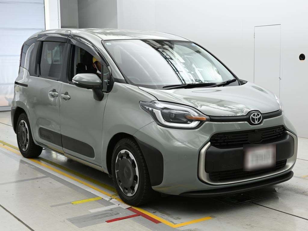 2025 Toyota Sienta Z auction photo 5