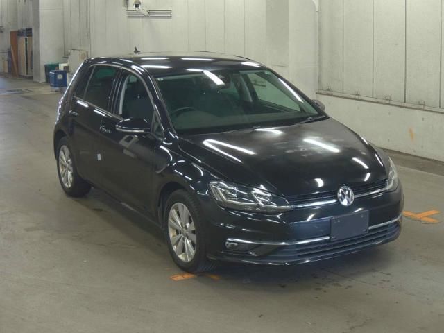 2017 Volkswagen VW ゴルフ TSIコンフォートライン Japan auction vehicle