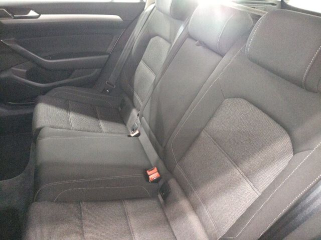 2015 Volkswagen パサートヴァリアント TSIコンフォートライン auction photo 6