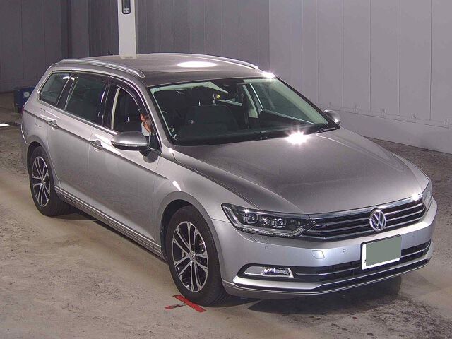 2015 Volkswagen パサートヴァリアント TSIコンフォートライン Japan auction vehicle