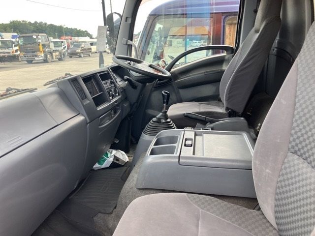 2011 Isuzu Forward アルミバン PG auction photo 5