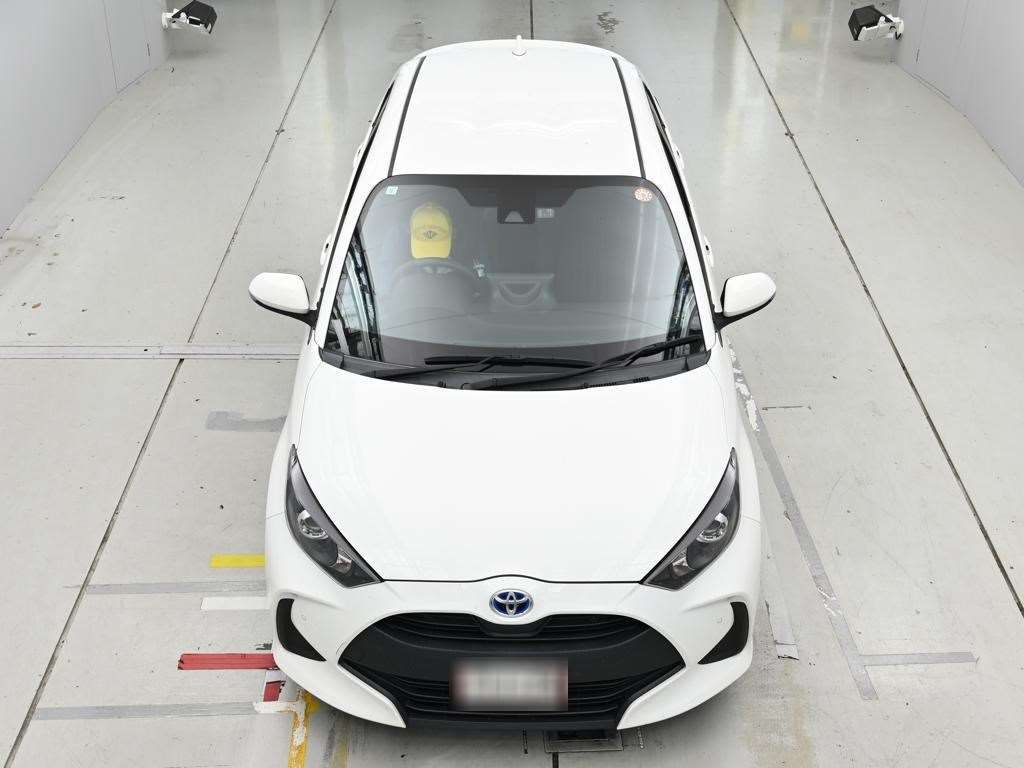 2023 Toyota Yaris ハイブリッドX auction photo 7