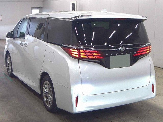 2025 Toyota Alphard Z auction photo 2