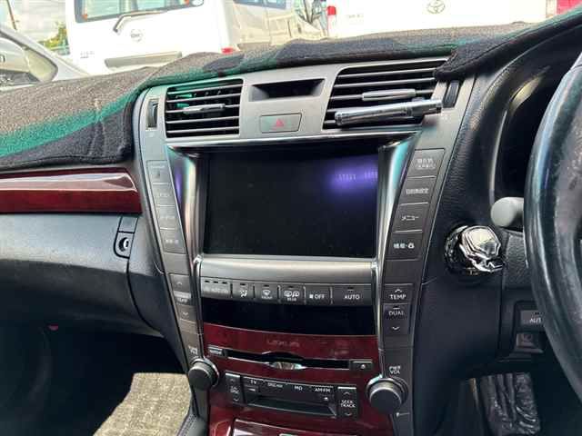 2009 Lexus LS LS460バージョンS・Iパッケージ auction photo 6