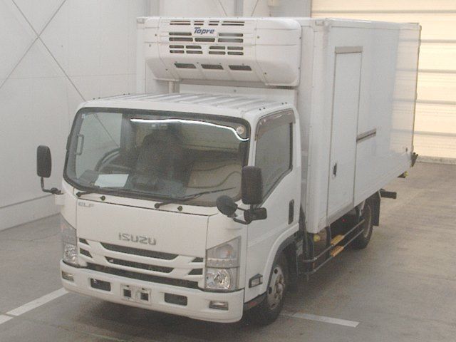 Japan Auction Vehicles 10 2019 Isuzu Elf Refrigerated and frozen trucks auction photo