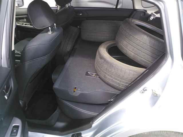 2015 Subaru インプレッサ スポーツ 4WD 1.6i-L auction photo 9