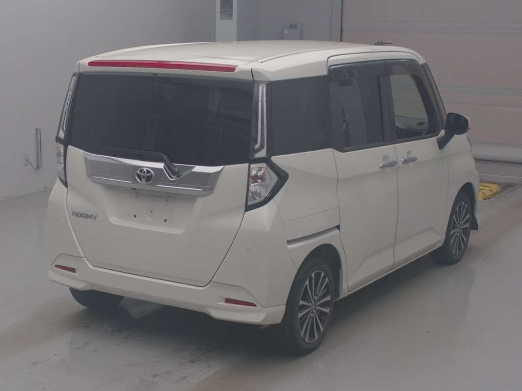 2021 Toyota Roomy Custom G-T auction photo 2