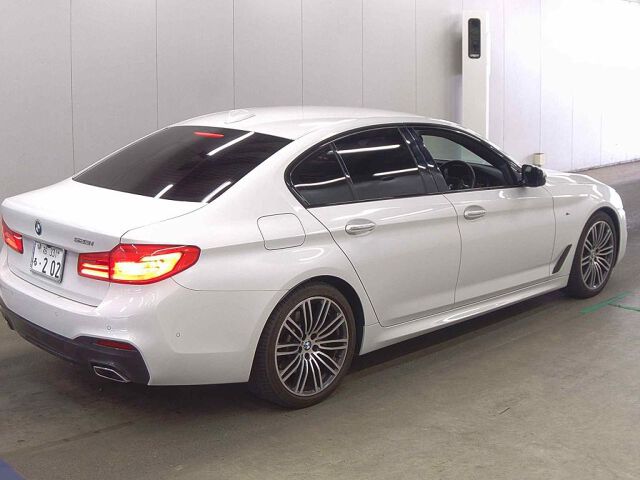 2019 BMW 5 Series 523i M Sport auction photo 5