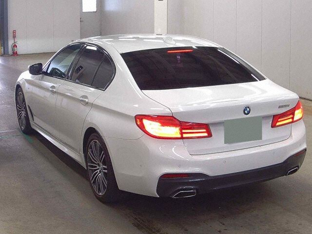 2019 BMW 5 Series 523i M Sport auction photo 2