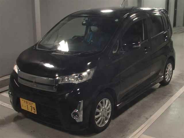 2013 Mitsubishi eKカスタム T auction photo 4