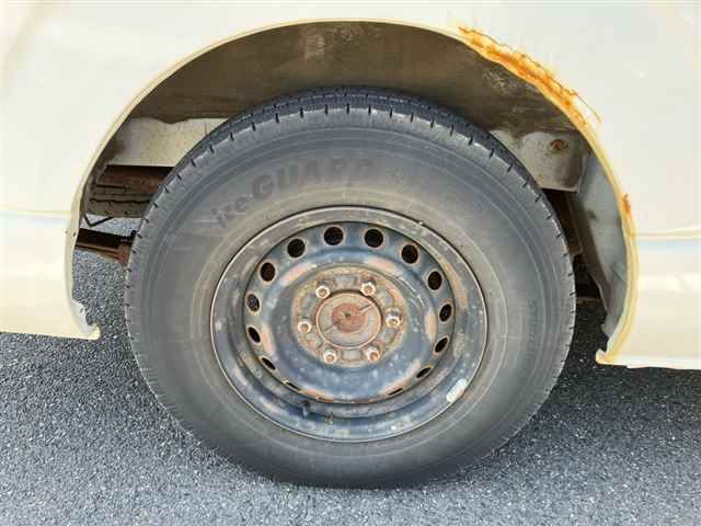 2010 Toyota Hiace DX ウェルキャブ10人乗リ auction photo 8