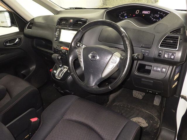 2010 Nissan Serena Highway Star 4WD auction photo 3