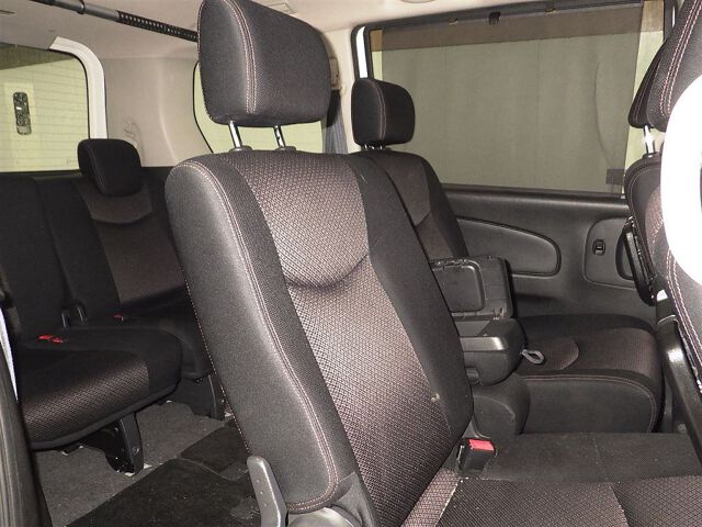 2010 Nissan Serena Highway Star 4WD auction photo 6