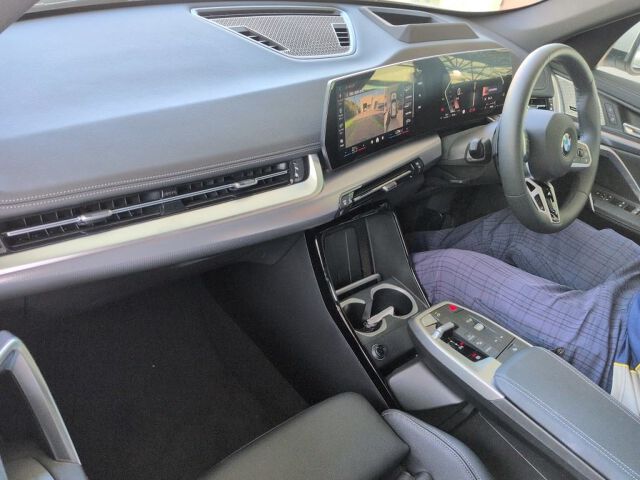 2025 BMW X1 XDRIV20D M Sport 4WD auction photo 3