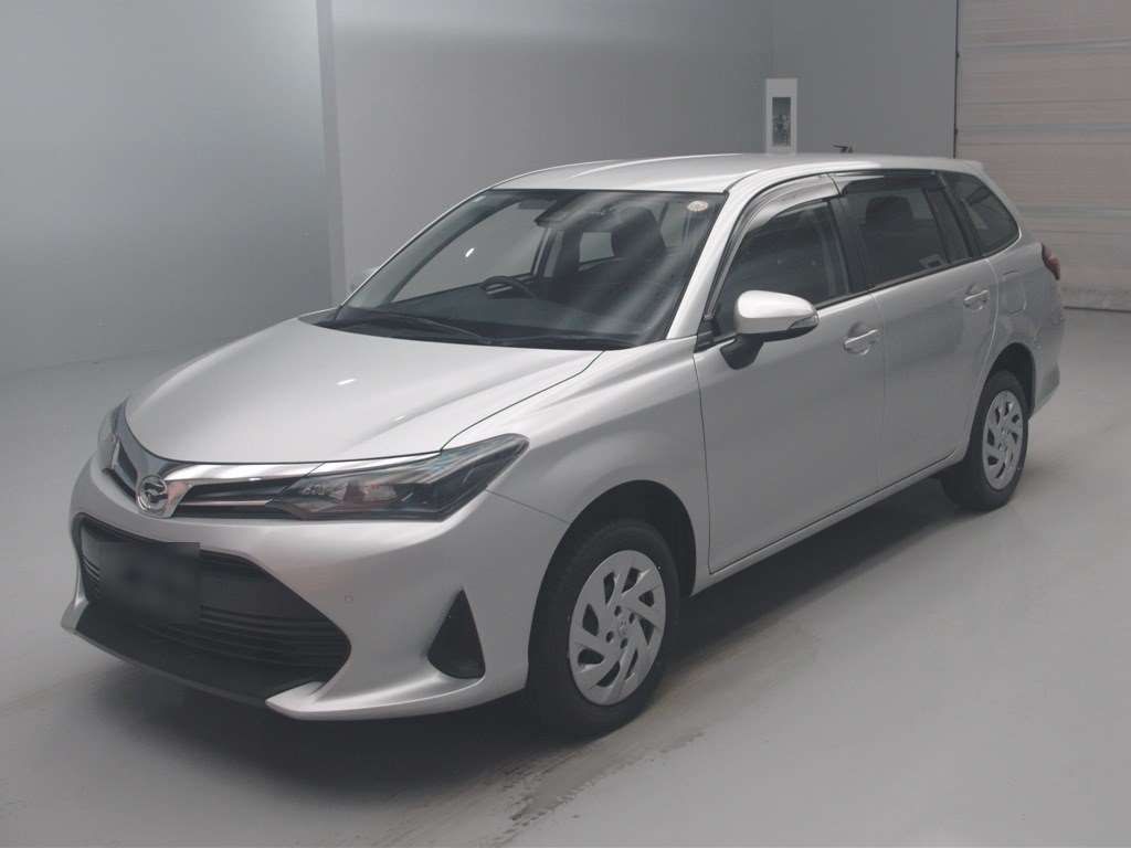 2025 Toyota Corolla Fielder EX 4WD Japan auction vehicle
