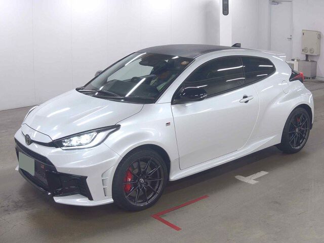 2025 Toyota GR Yaris RZ High Performance 4WD auction photo 4