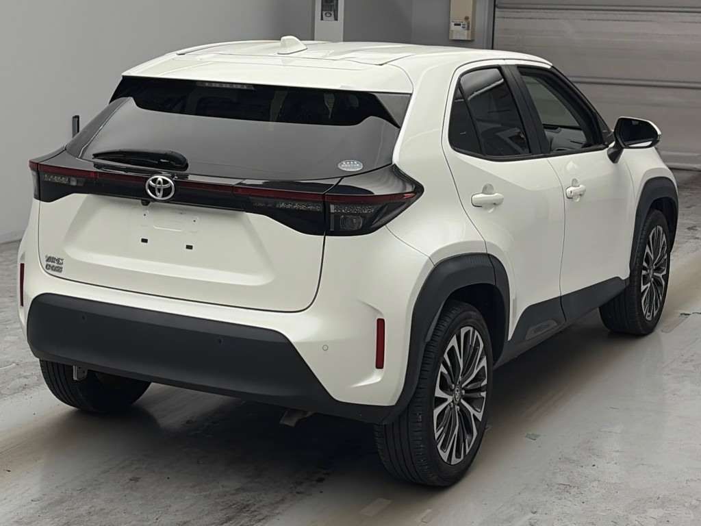 2021 Toyota Yaris Cross Z auction photo 2