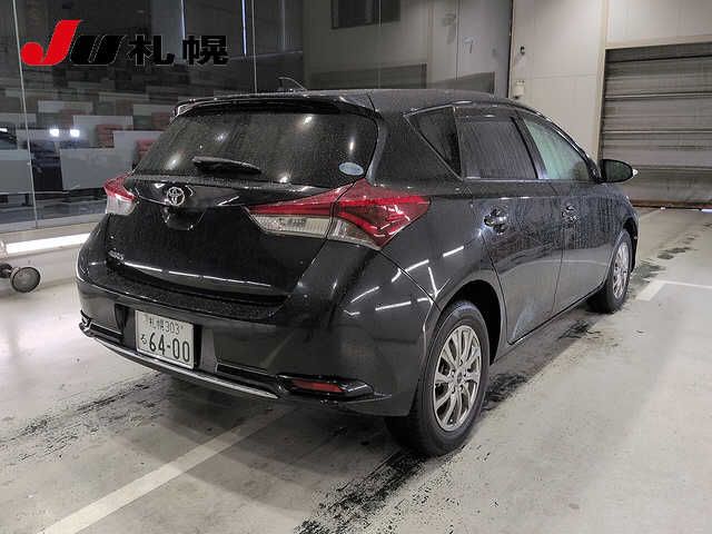 2016 Toyota Auris 4WD 150X auction photo 2
