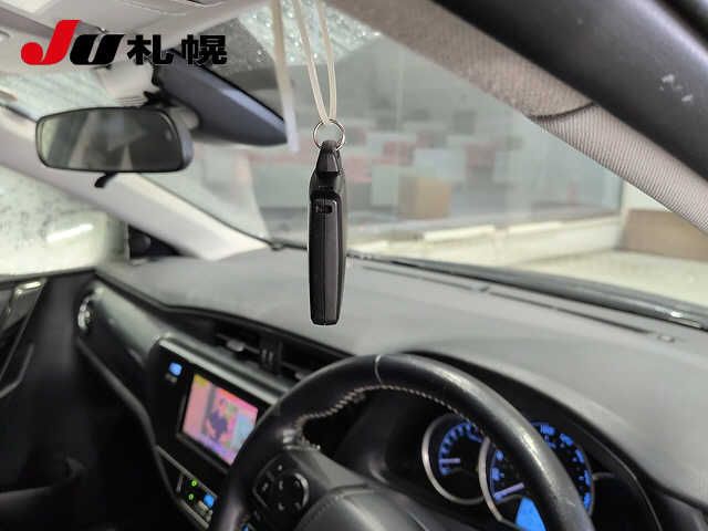 2016 Toyota Auris 4WD 150X auction photo 6