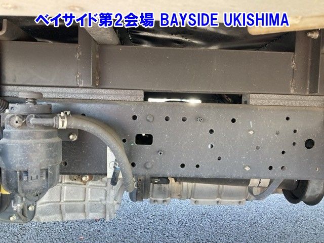 2018 Hino Dutro アルミバン auction photo 9