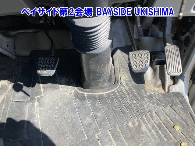 2018 Hino Dutro アルミバン auction photo 5