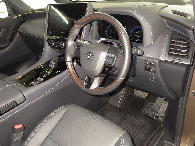 2024 Toyota Alphard Z 4WD auction photo 3