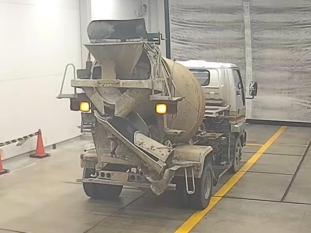 1995 Isuzu ジャストン ミキサー auction photo 2