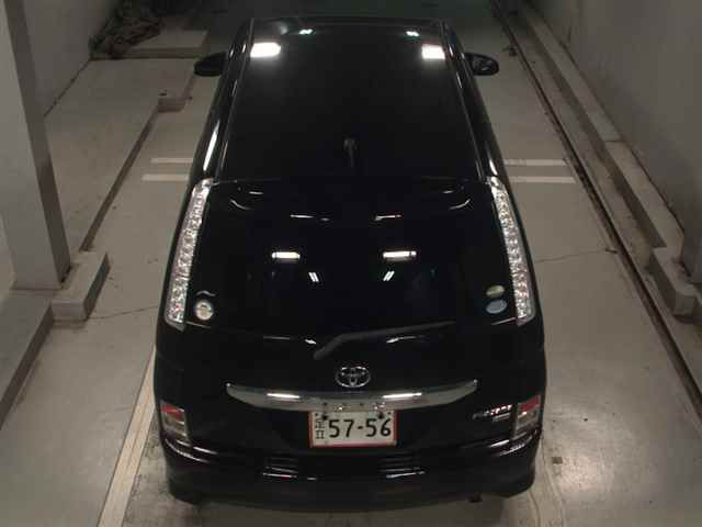 2016 Toyota Isis Platana auction photo 7