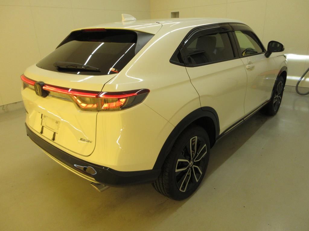 2023 Honda Vezel e:HEV Z auction photo 2