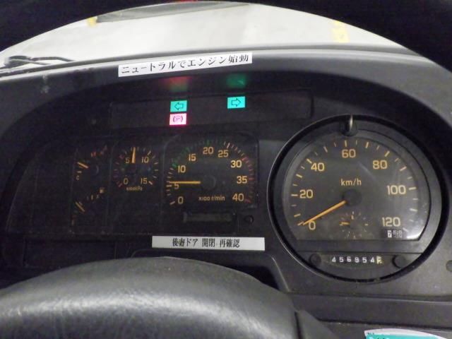 2004 Isuzu Forward Wing auction photo 7