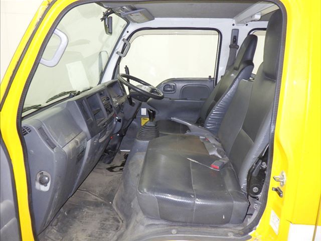 2013 Isuzu Elf dump auction photo 8