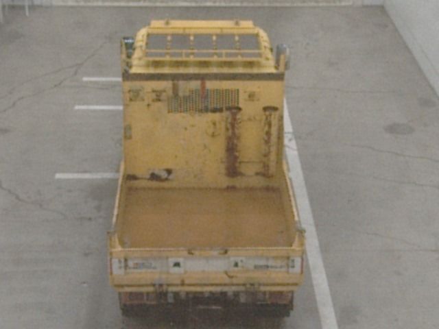 2013 Isuzu Elf dump auction photo 3