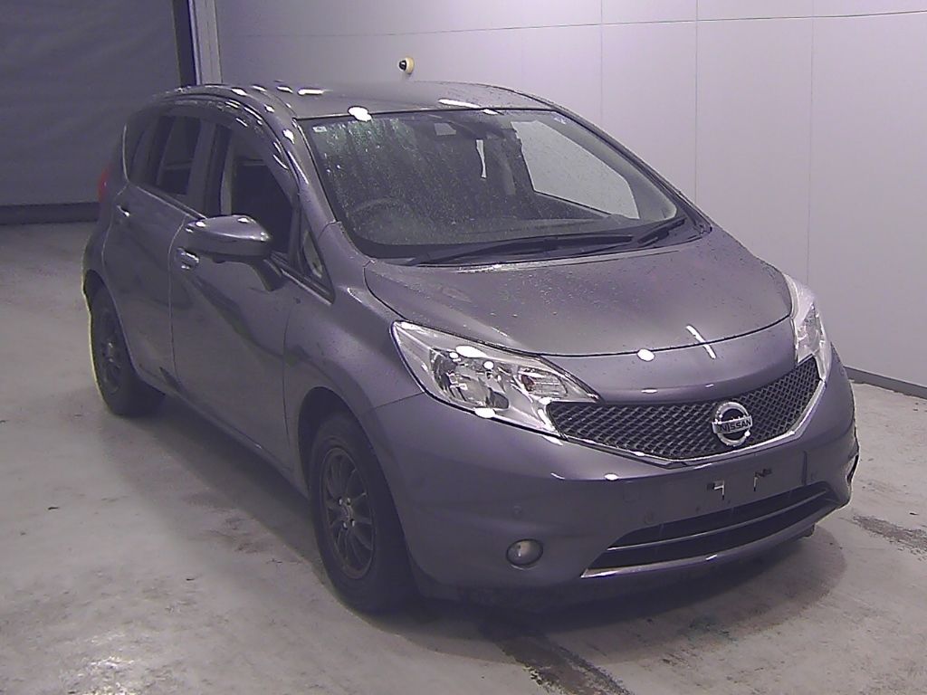 2016 Nissan ノート HB X DIG-S Japan auction vehicle