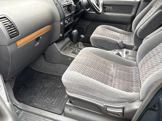 1995 Isuzu ビックホーン auction photo 9