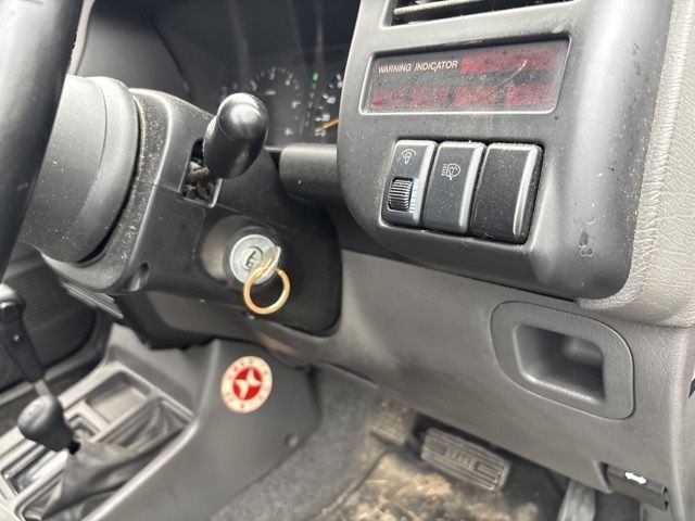 1995 Isuzu ビックホーン auction photo 6