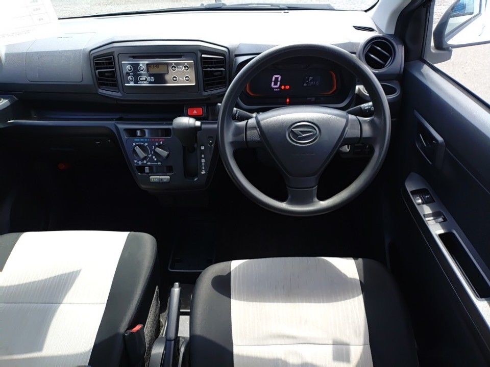 2021 Daihatsu Mira e:S auction photo 3