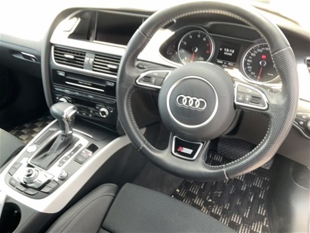 2014 Audi A4 4WD 2.0TFSIクワトロ auction photo 3