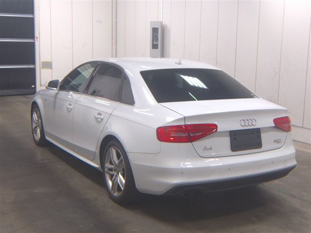 2014 Audi A4 4WD 2.0TFSIクワトロ auction photo 2