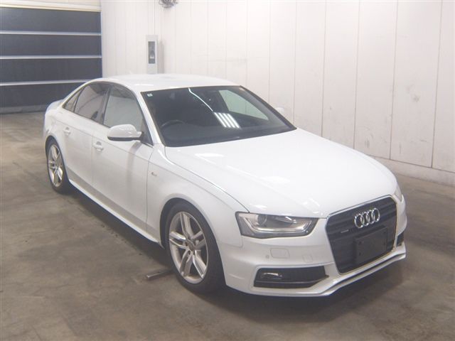 2014 Audi A4 4WD 2.0TFSIクワトロ Japan auction vehicle
