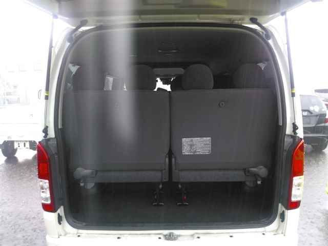 2022 Toyota Hiace 4WD GL 10ニン auction photo 10