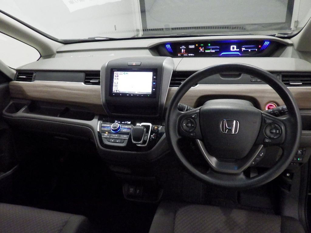 2021 Honda Freed ハイブリッドGサイドリフトアップシート車 auction photo 3