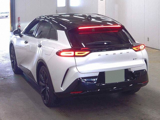 2024 Toyota Crown Sport スポーツZ(HEV) 4WD auction photo 2