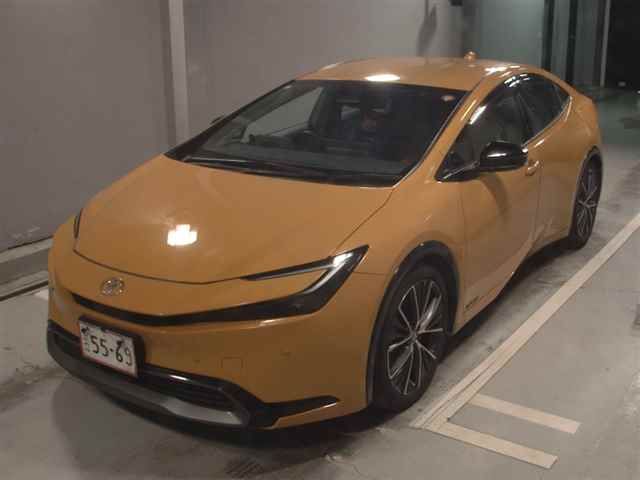 2023 Toyota Prius 4WD Z auction photo 4