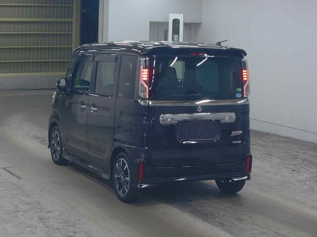 2021 Suzuki Spacia Hybrid XS auction photo 2